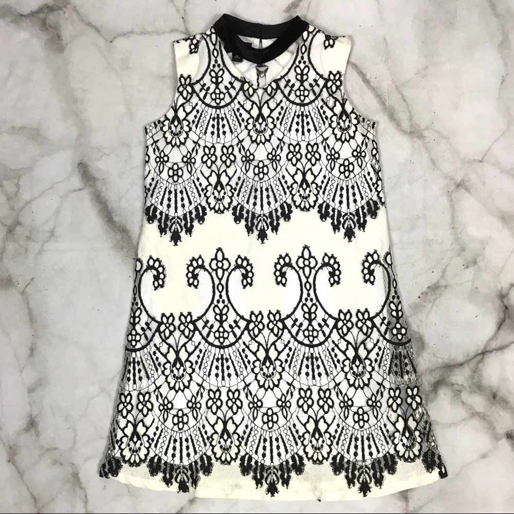 Lace choker necklace dress 14